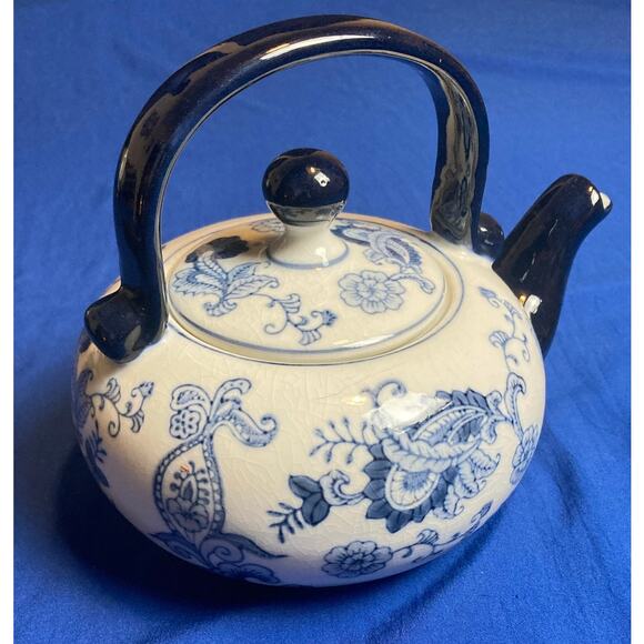 Pier 1 Blue White Floral Teapot with Black Handle Hand Painted Paisley w/ Lid - Picture 4 of 11